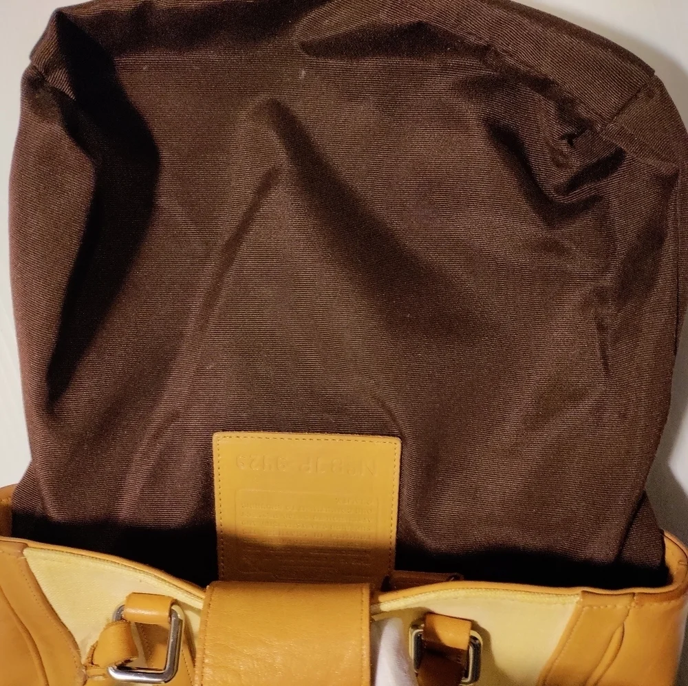 VINTAGE COACH 9429 BONNIE BUCKET LINEN LEATHER TAN CREAM SHOULDER BAG